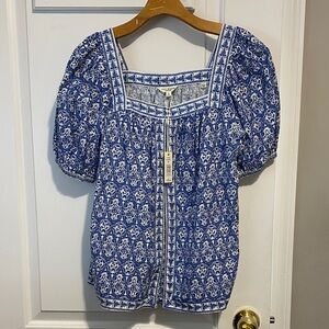 Max Studio Blue and White Patterned Blouse